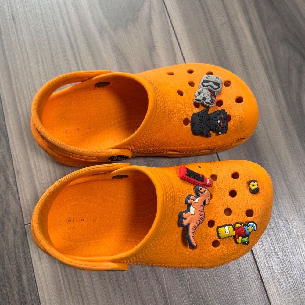 Crocs Kids Classic Clogs Orange Size 11 with Star Wars Simpsons Charms